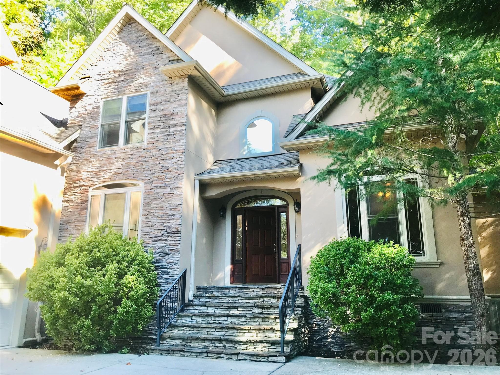 107 Twin Courts Drive