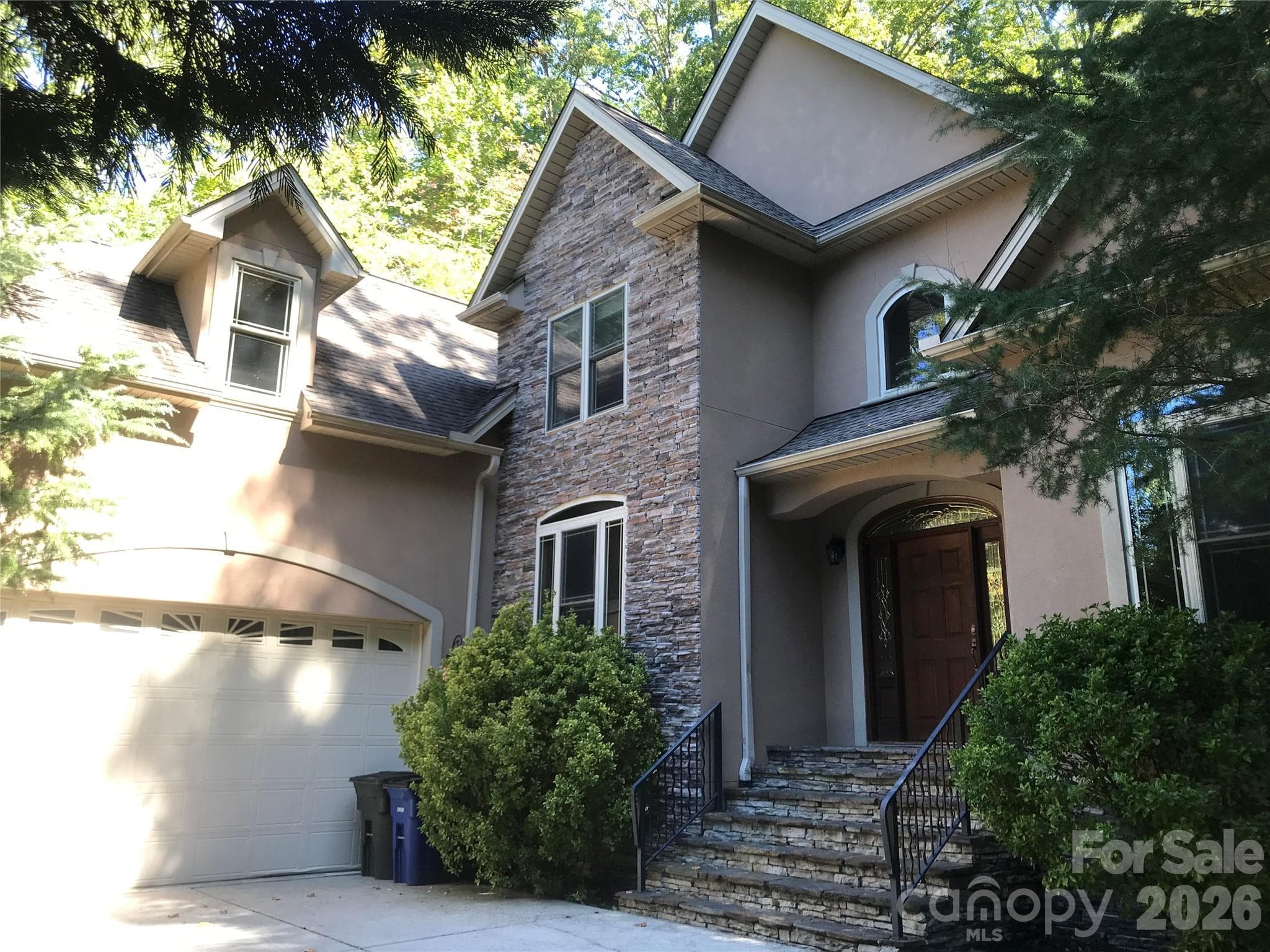 Single Family Residence at 107 Twin Courts Drive, Weaverville, photo 3 of 48