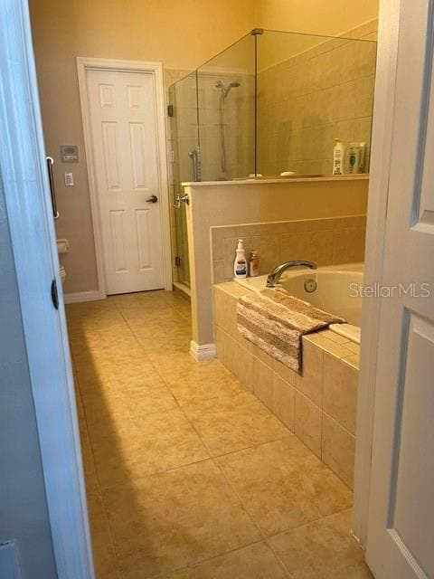 Primary Full Bath - 558 SHINING ARMOR LN, LONGWOOD