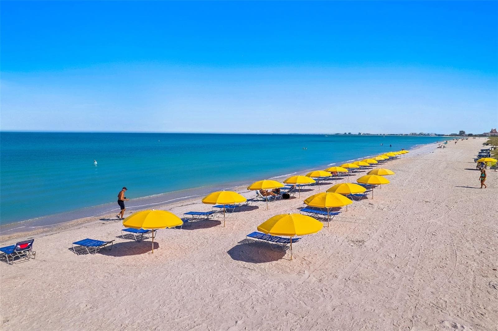 just 15 min to award winning beaches! - 4567 25TH AVE N, ST PETERSBURG