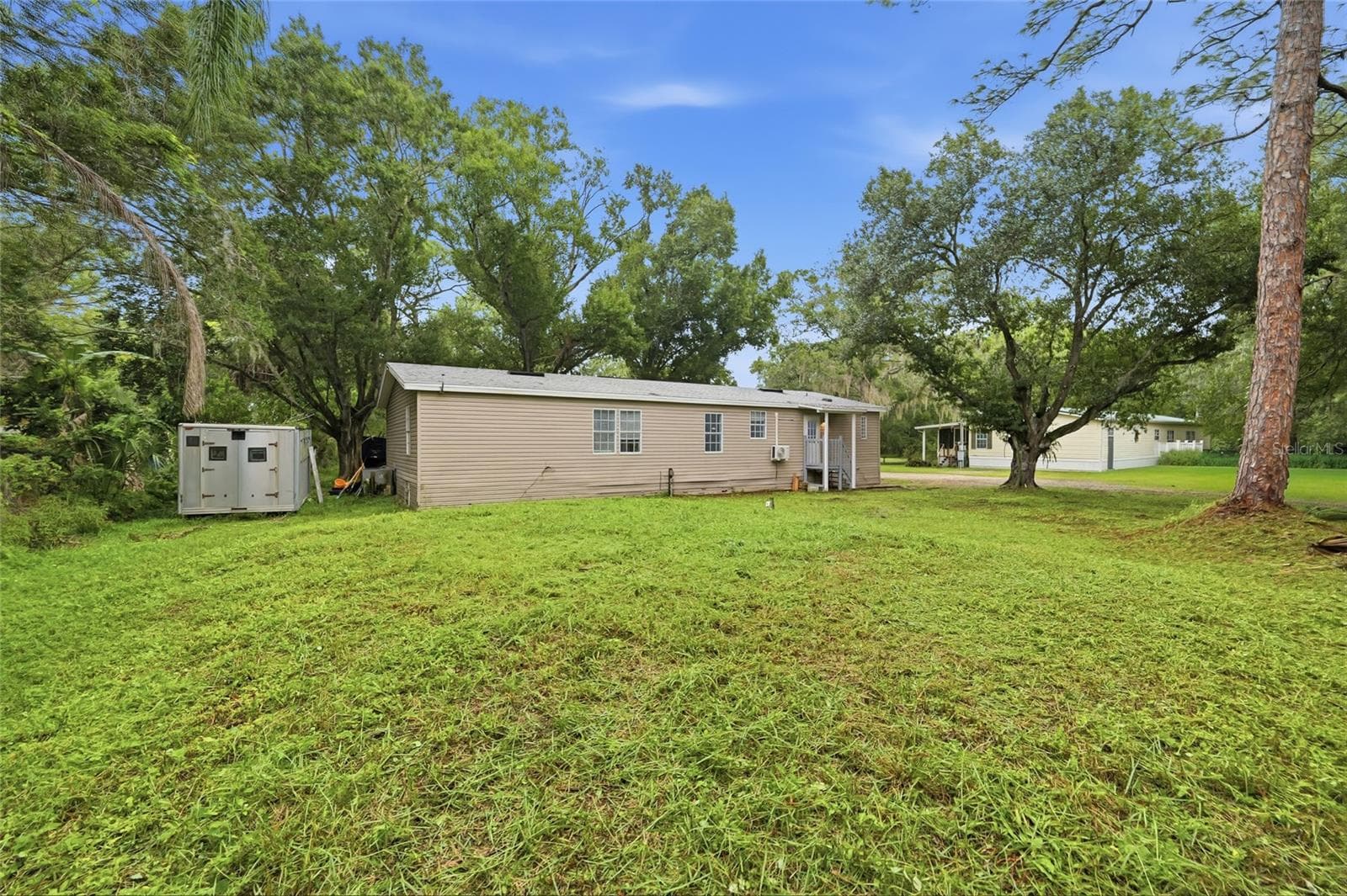 Manufactured Home at 12319 MEMORIAL HWY, TAMPA, photo 29 of 43