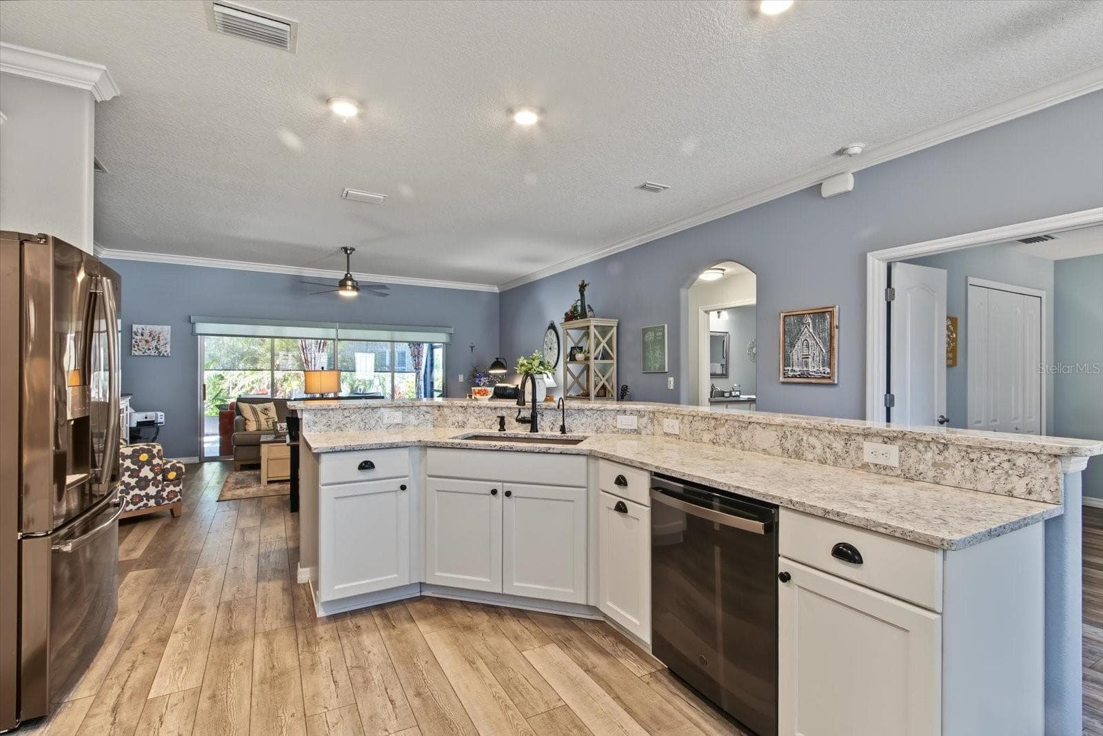 Single Family Residence at 4355 BENT CREEK LN, LEESBURG, photo 9 of 62