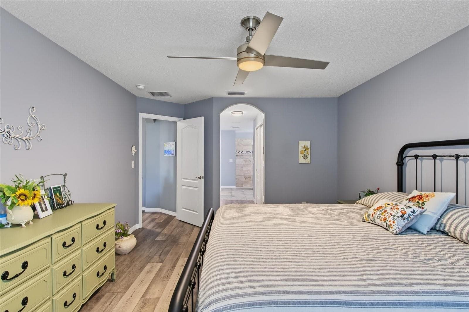 Single Family Residence at 4355 BENT CREEK LN, LEESBURG, photo 21 of 62