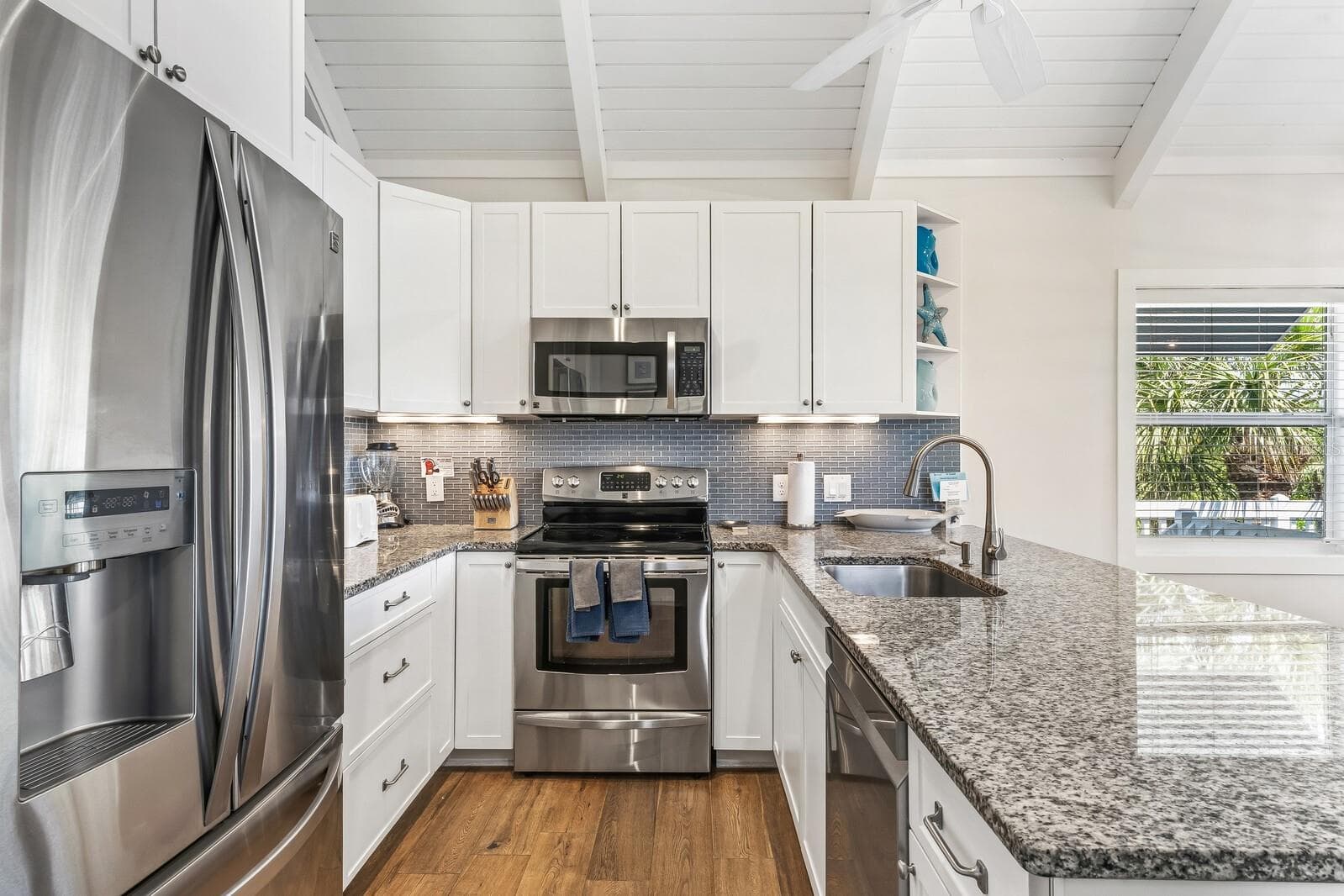 Condominium at 5000 GASPARILLA RD #19, BOCA GRANDE, photo 7 of 48