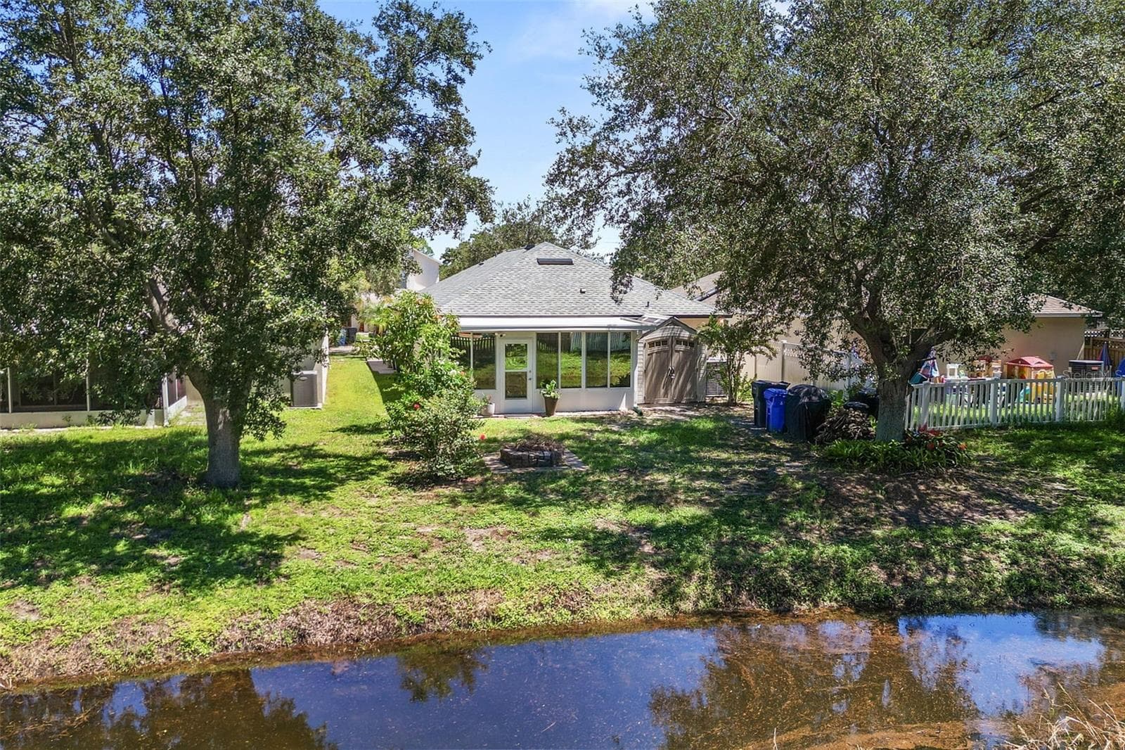 Single Family Residence at 1012 BRENTON LEAF DR, RUSKIN, photo 31 of 34