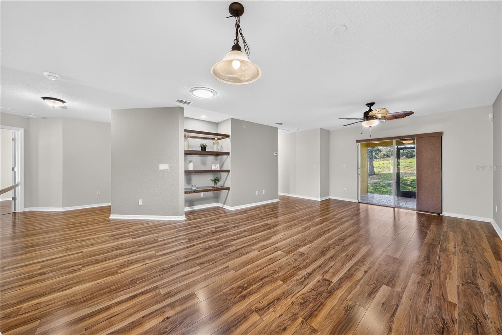 Villa at 21630 BELGIAN CT, MOUNT DORA, photo 8 of 40