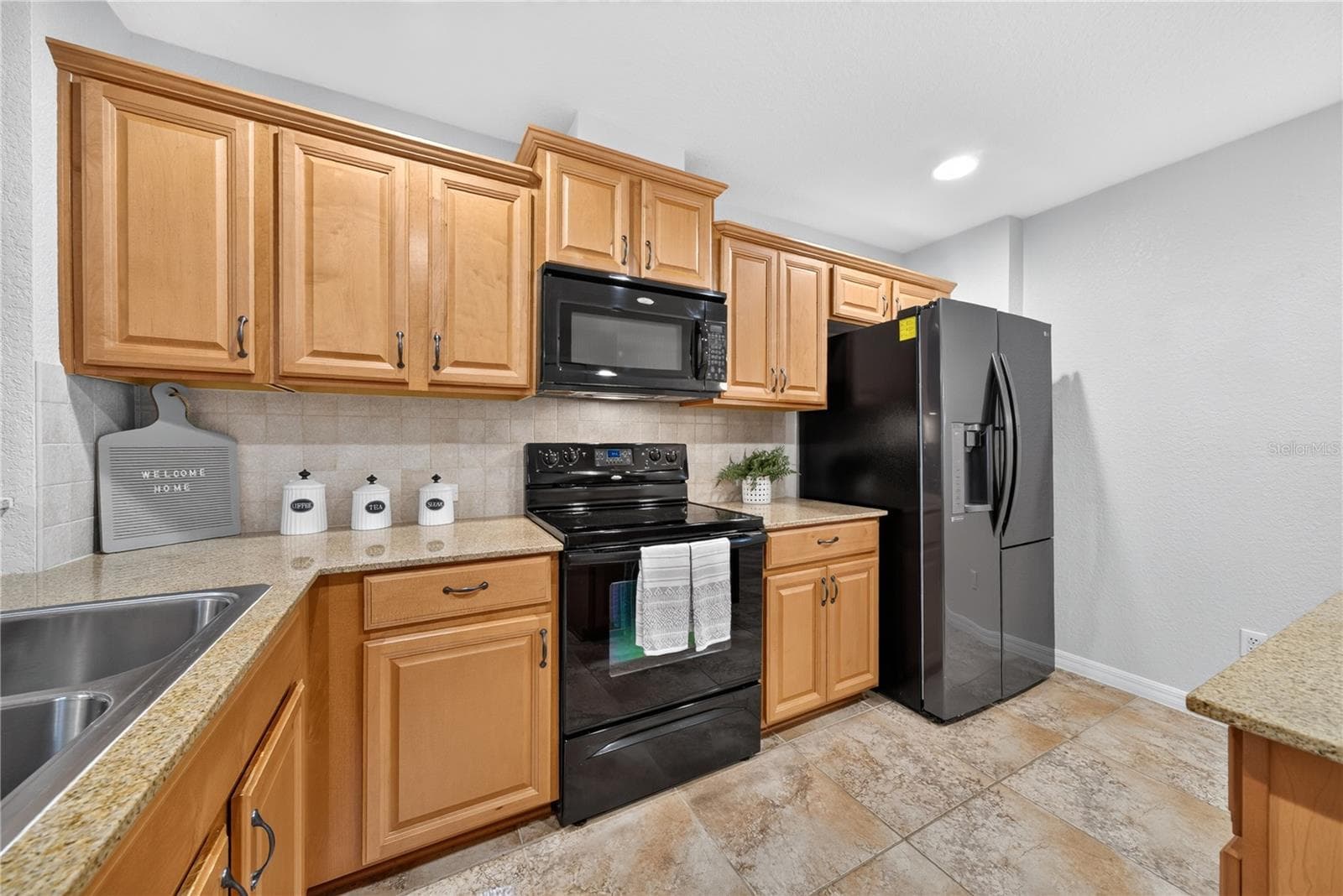 Villa at 21630 BELGIAN CT, MOUNT DORA, photo 11 of 40