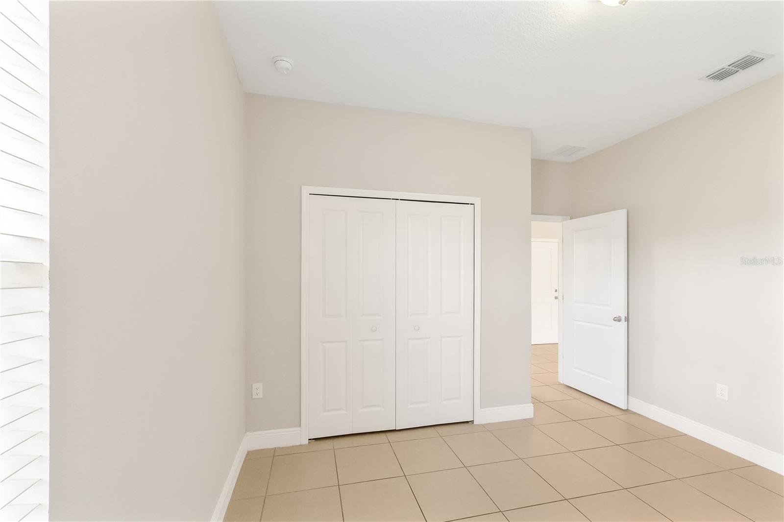 Single Family Residence at 1910 LAKEVIEW LN, POINCIANA, photo 25 of 35