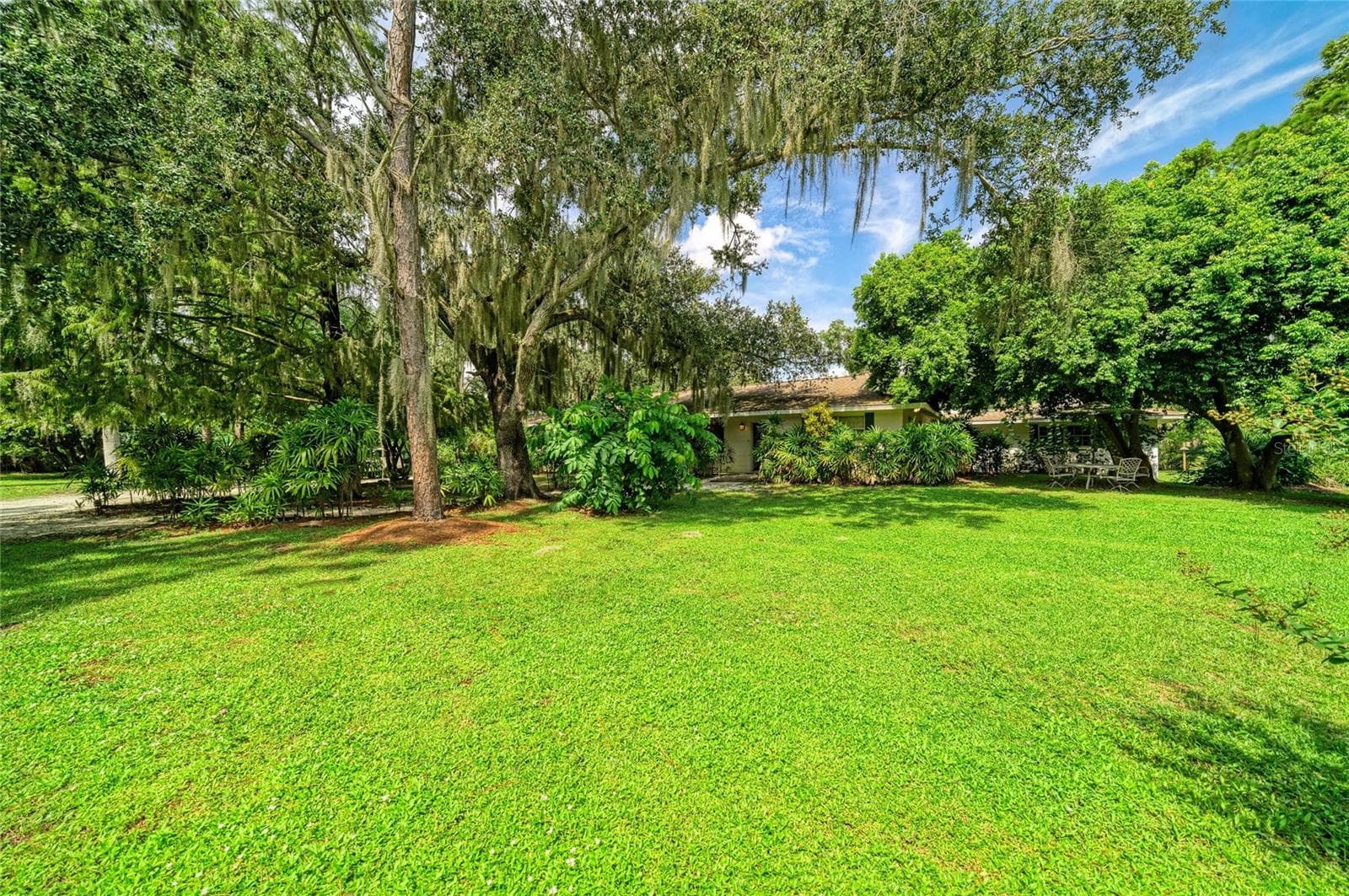 Single Family Residence at 2953 47TH ST, SARASOTA, photo 17 of 81