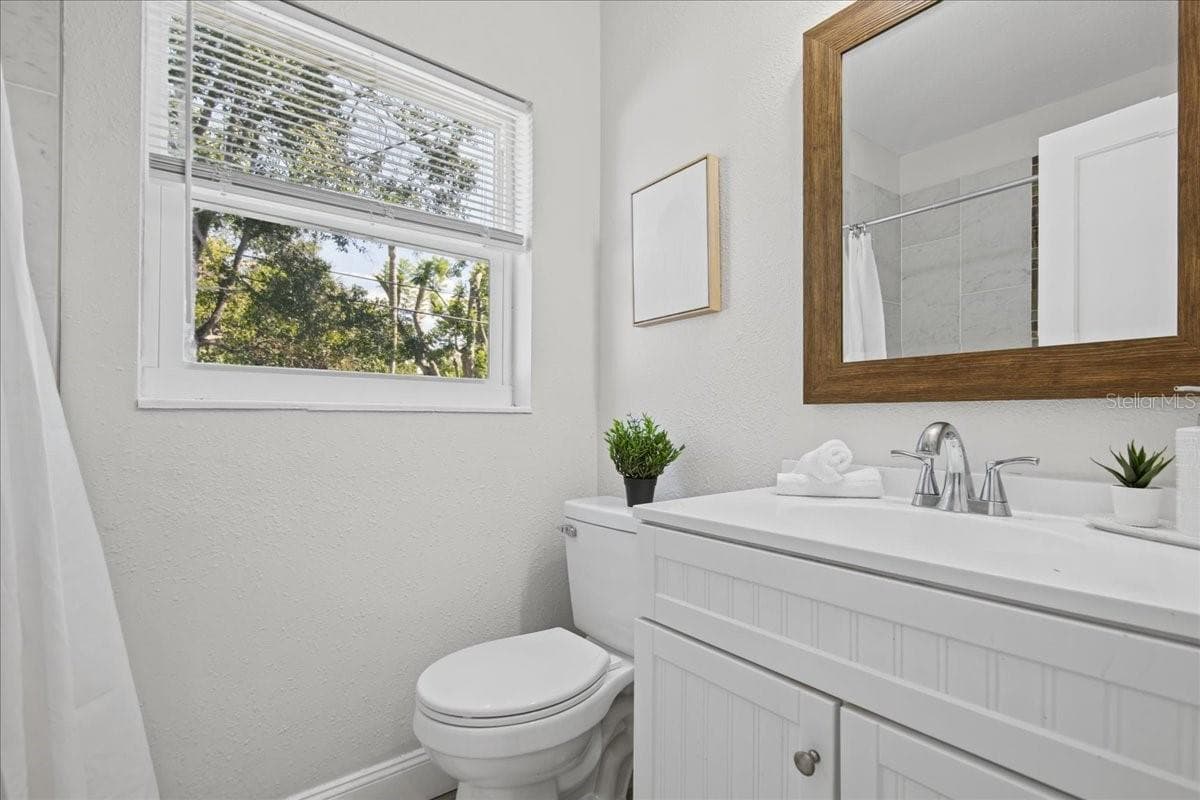 Single Family Residence at 2818 UPTON ST S, GULFPORT, photo 16 of 25
