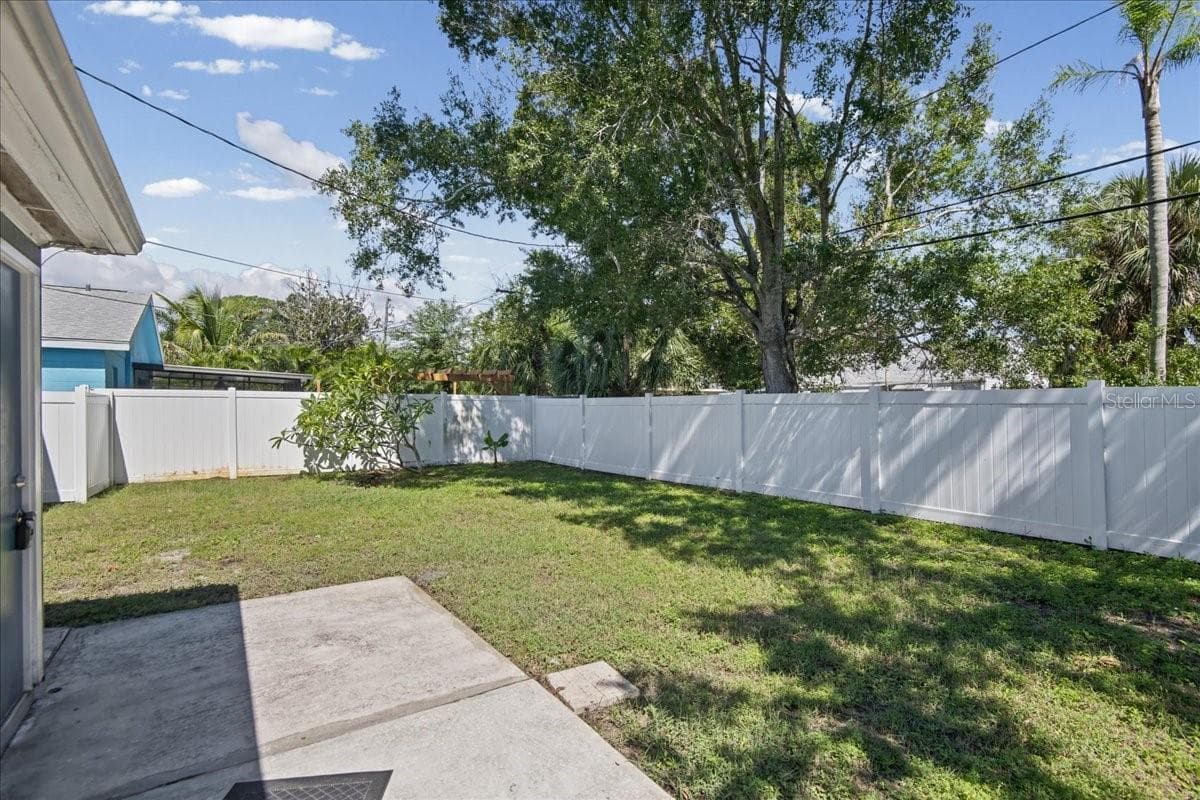 Single Family Residence at 2818 UPTON ST S, GULFPORT, photo 23 of 25