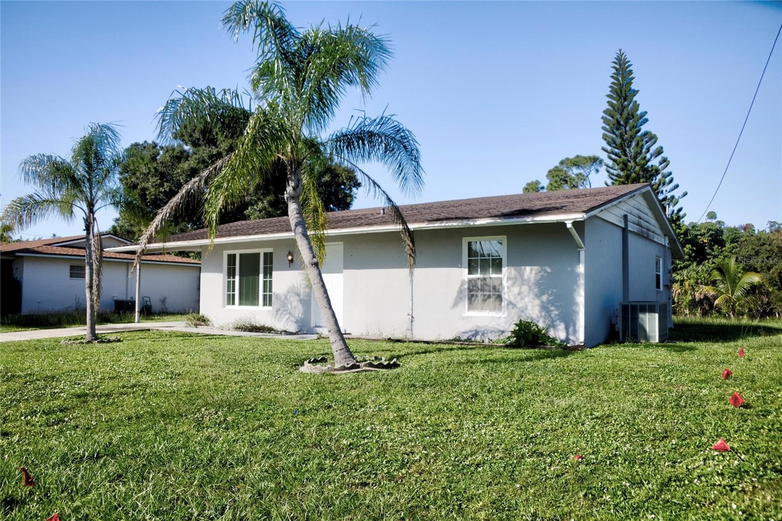 Single Family Residence at 493 DORCHESTER ST, PORT CHARLOTTE, photo 2 of 25