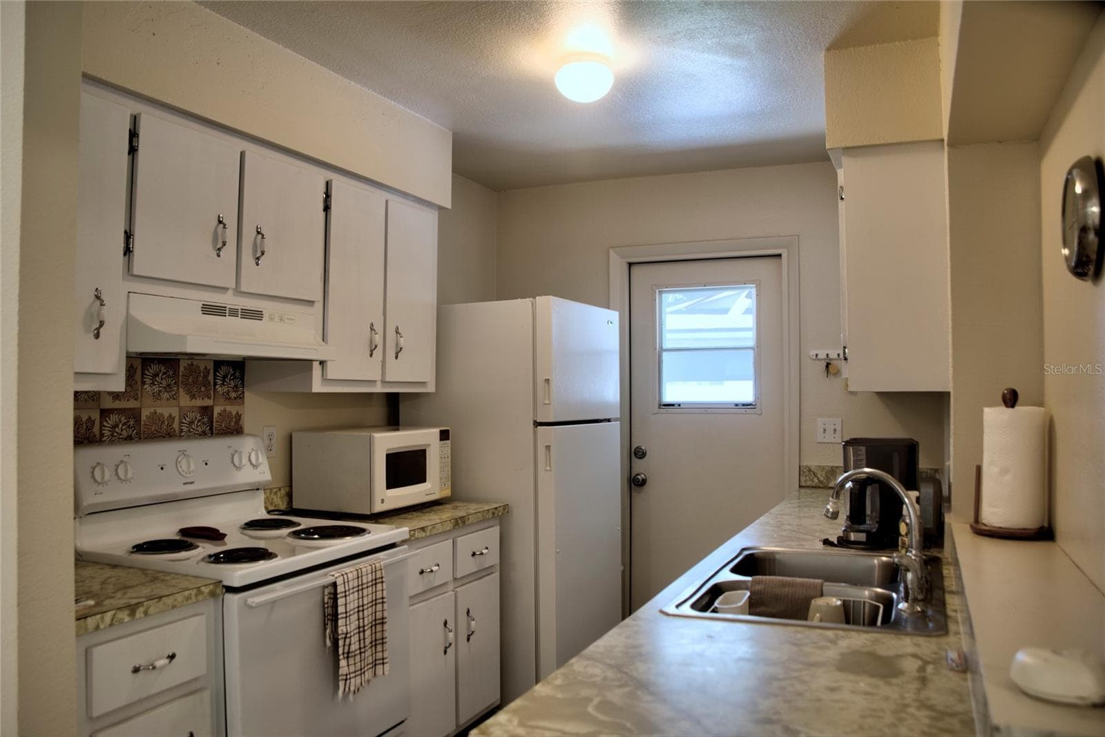 Single Family Residence at 493 DORCHESTER ST, PORT CHARLOTTE, photo 14 of 25