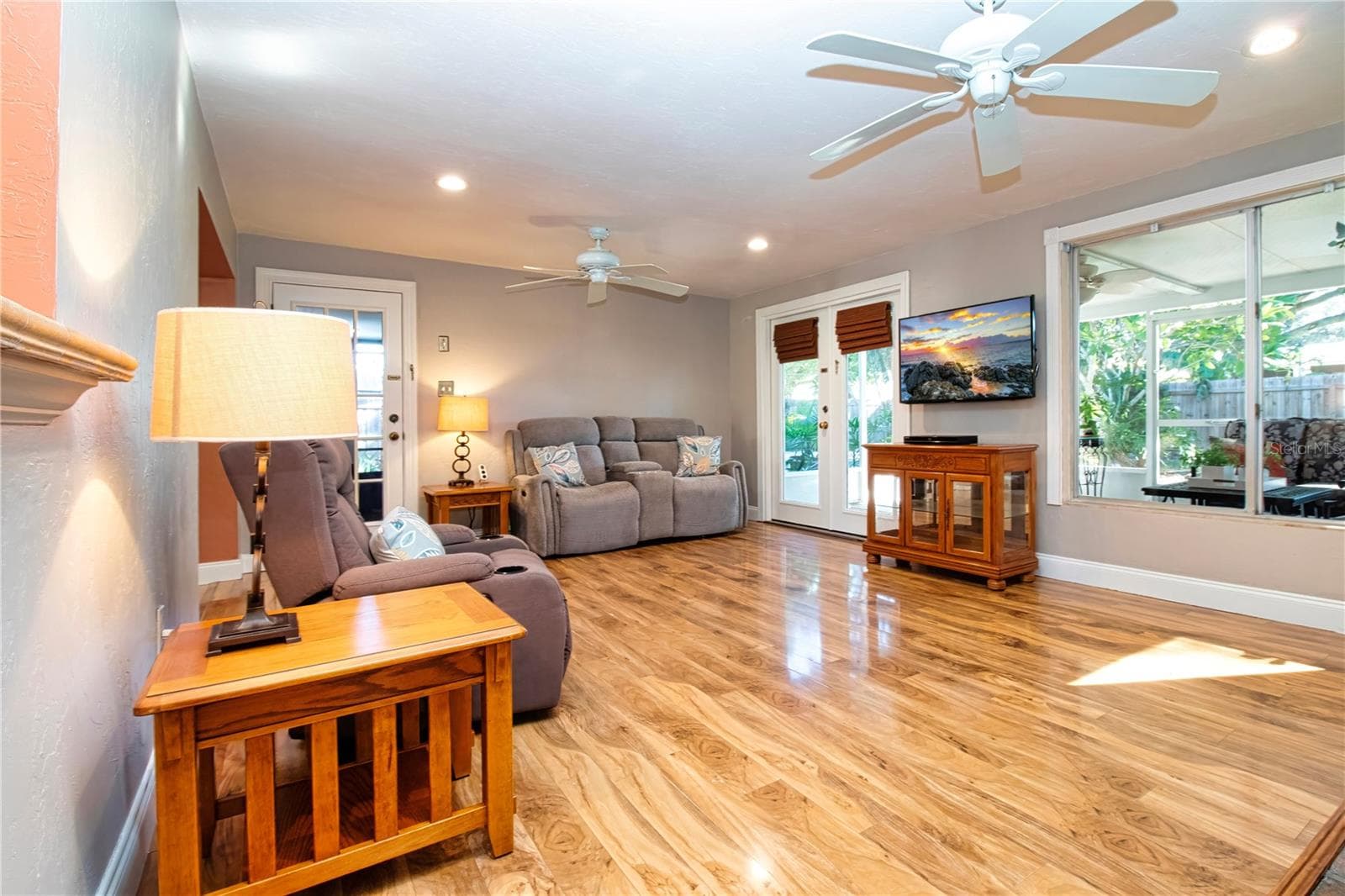 Single Family Residence at 5745 SAVANNAH DR, SARASOTA, photo 18 of 53