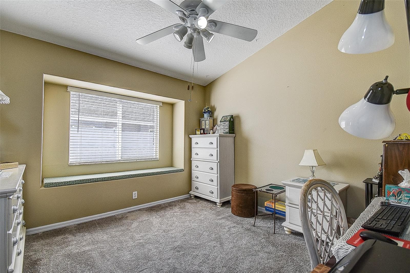 Single Family Residence at 624 N LAKE BLVD, TARPON SPRINGS, photo 28 of 37