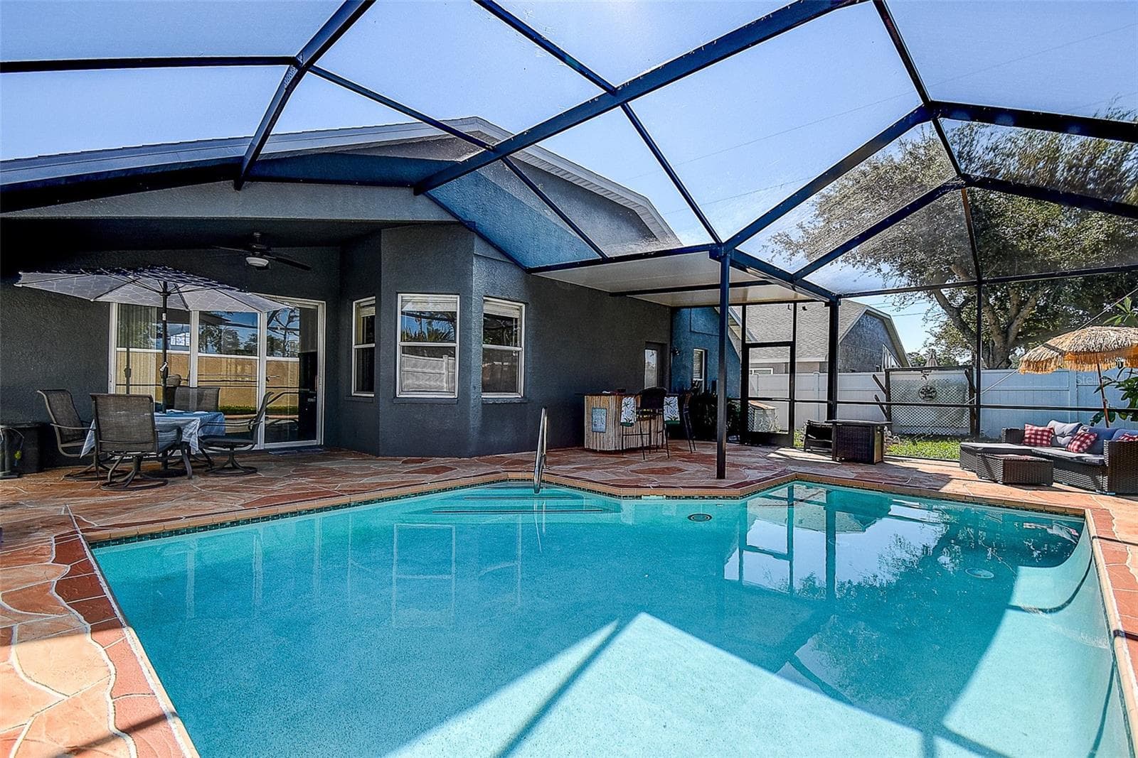 Single Family Residence at 624 N LAKE BLVD, TARPON SPRINGS, photo 35 of 37