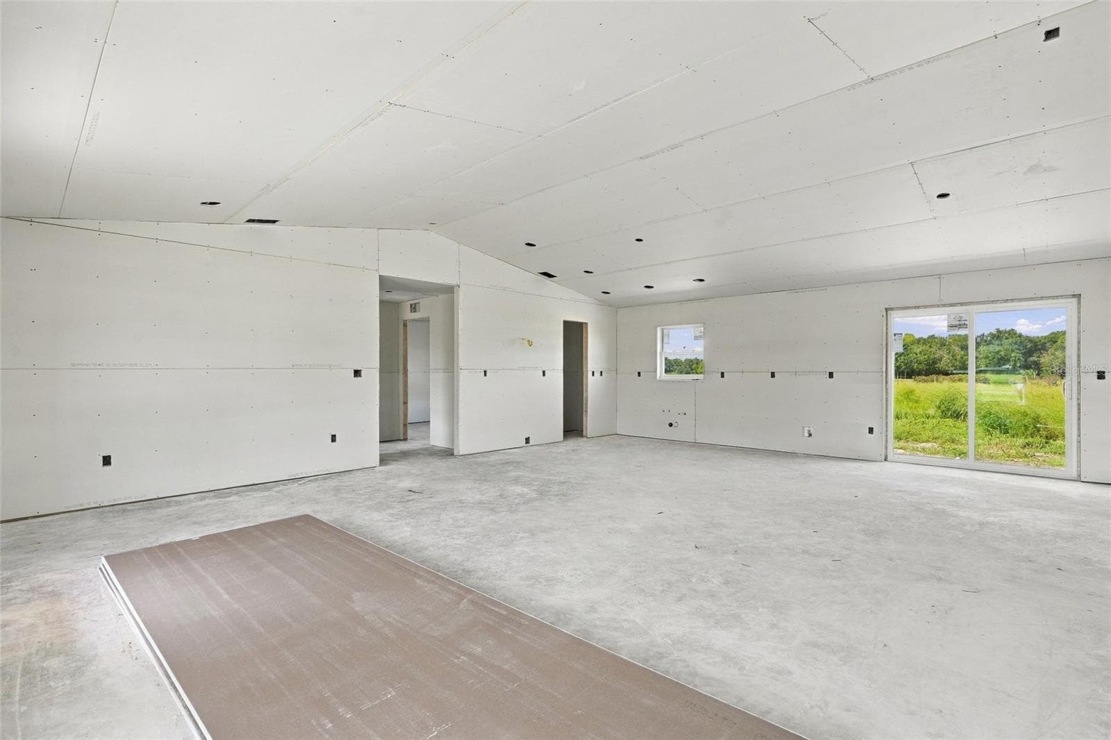 Single Family Residence at 4693 SW PROVAU AVE, ARCADIA, photo 5 of 45