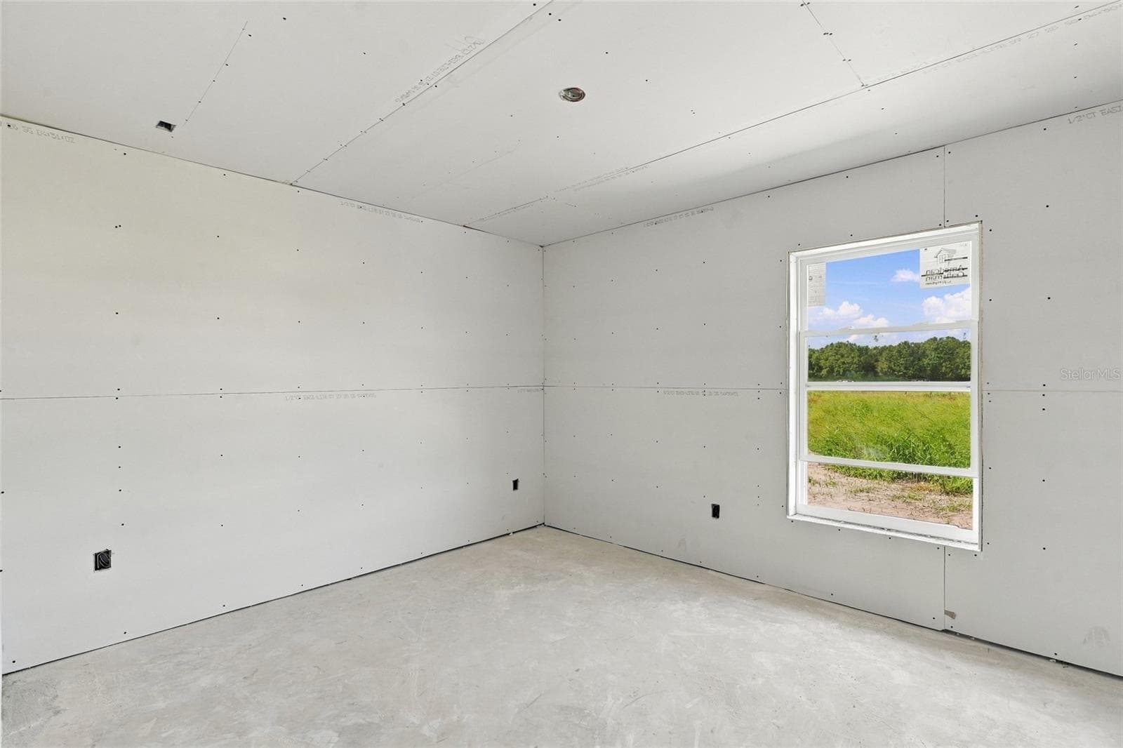 Single Family Residence at 4693 SW PROVAU AVE, ARCADIA, photo 16 of 45