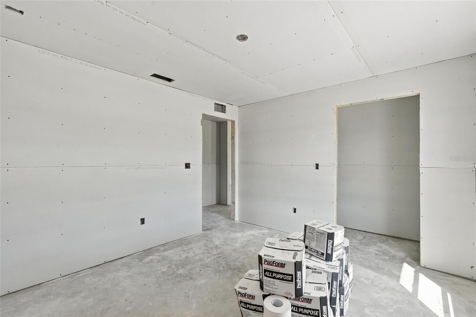 Single Family Residence at 4693 SW PROVAU AVE, ARCADIA, photo 20 of 45