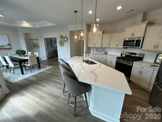 Single Family Residence at 3048 Five Creek Road, Charlotte, photo 16 of 58