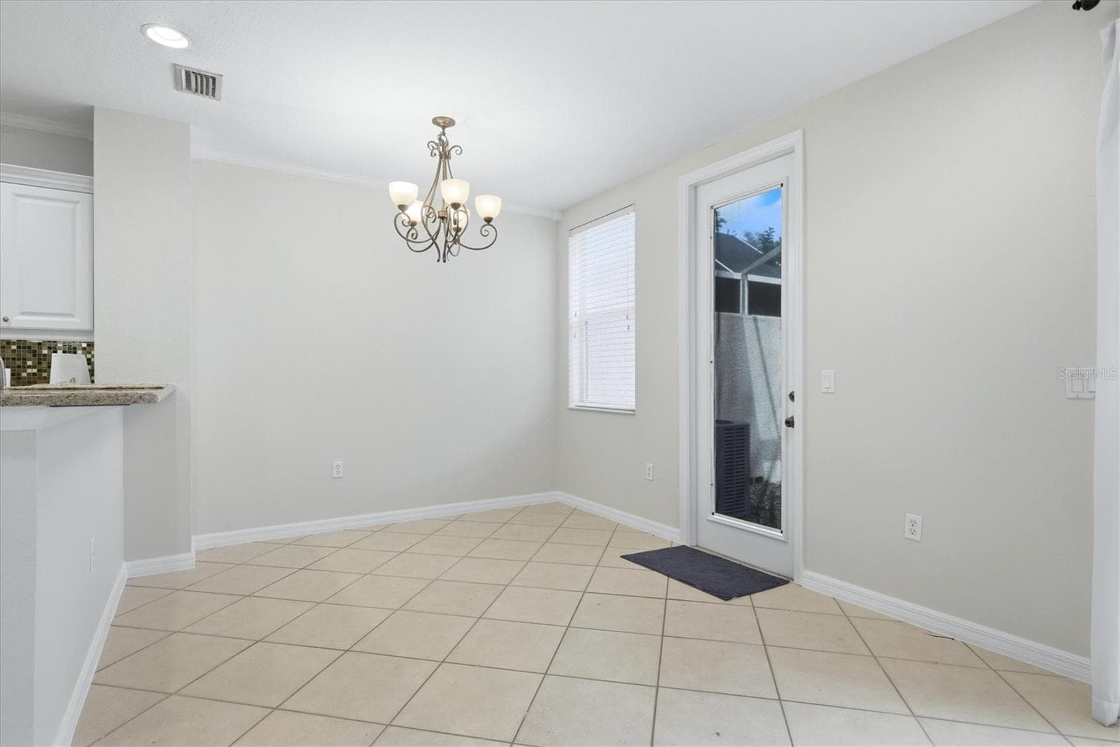 Townhouse at 5619 SIMONTON ST, BRADENTON, photo 7 of 55