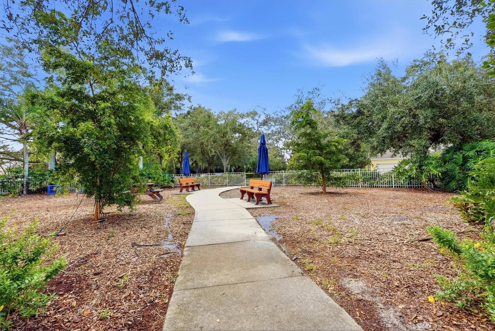 Townhouse at 5619 SIMONTON ST, BRADENTON, photo 48 of 55