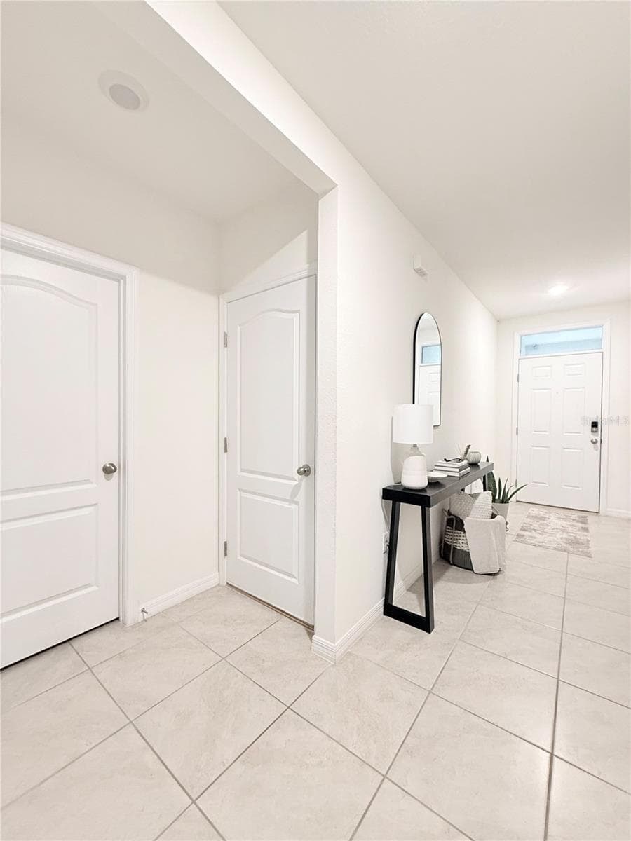 Single Family Residence at 2105 CORSO DR, LAKE ALFRED, photo 5 of 37