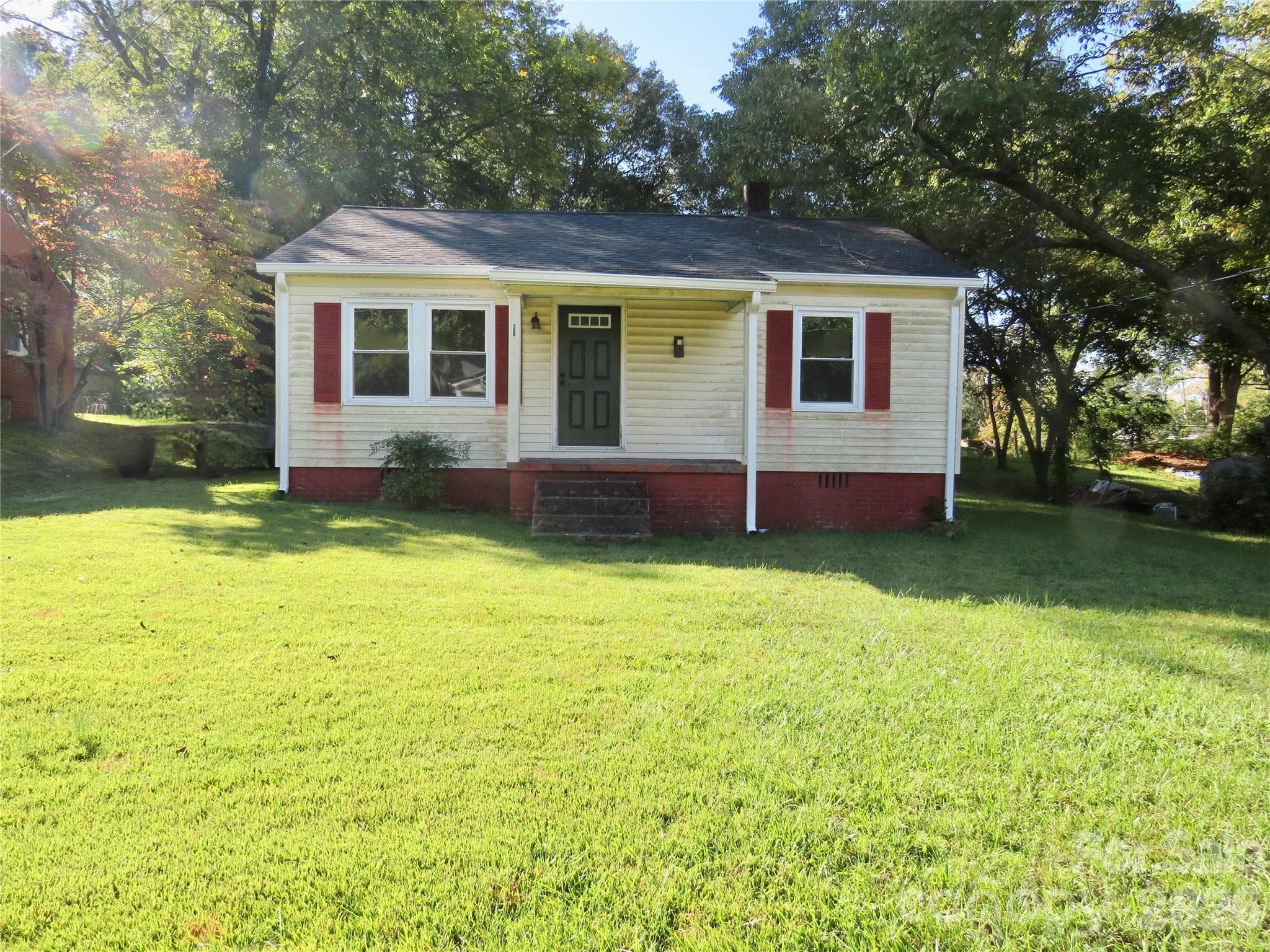 803 W Elm Street
