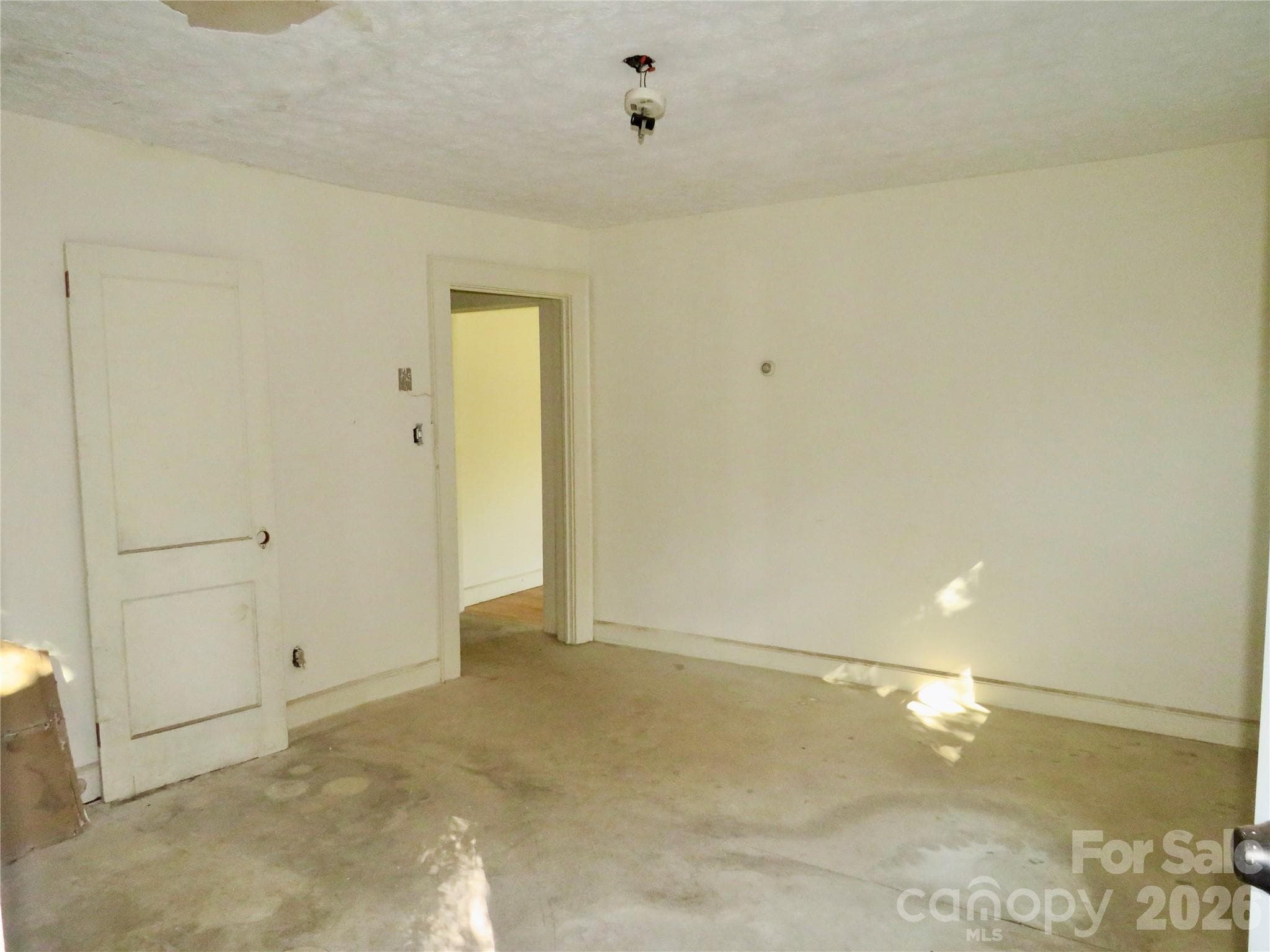 Kitchen - 803 W Elm Street, Shelby