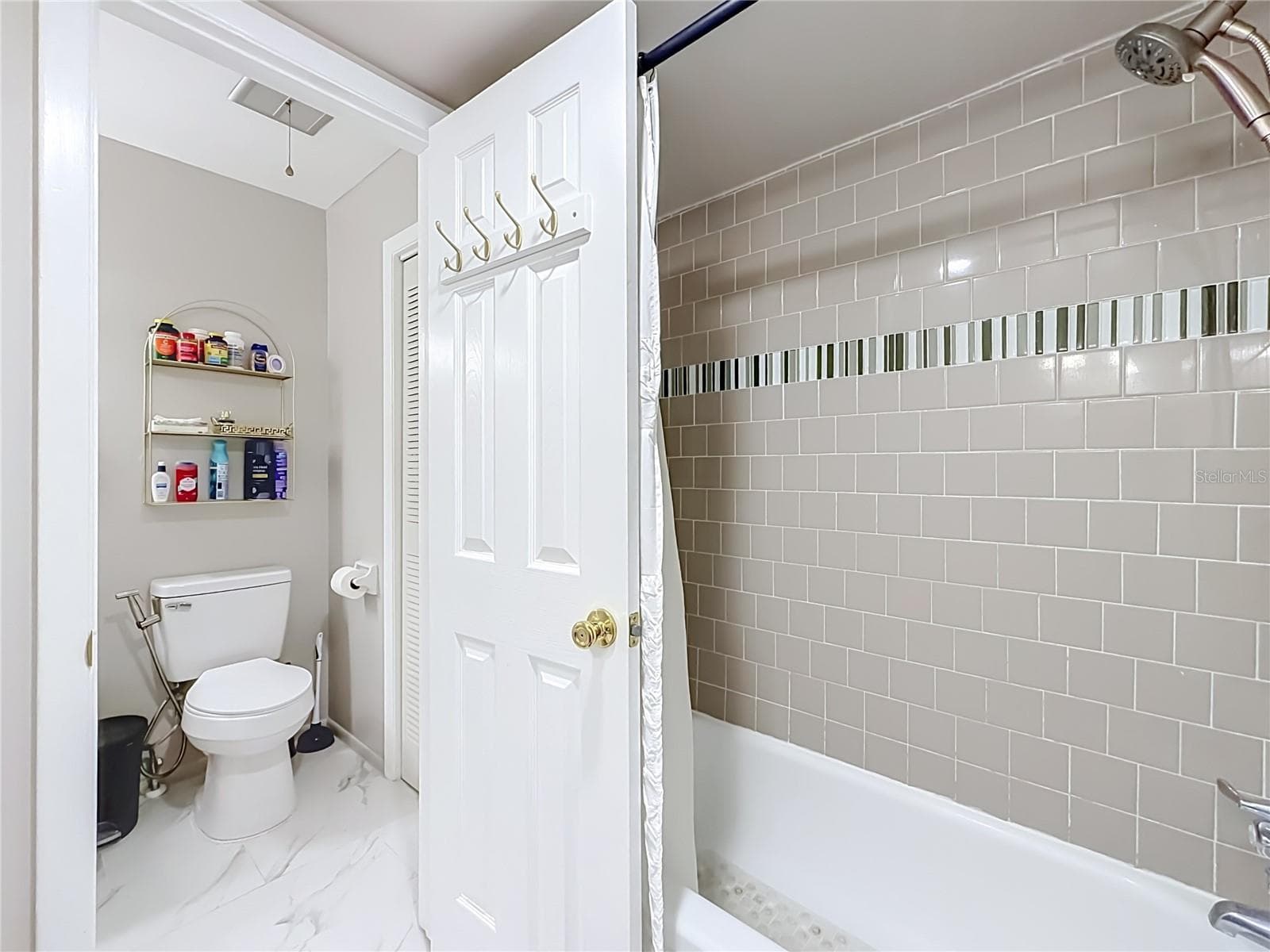Condominium at 1935 CONWAY RD #F5, ORLANDO, photo 34 of 50