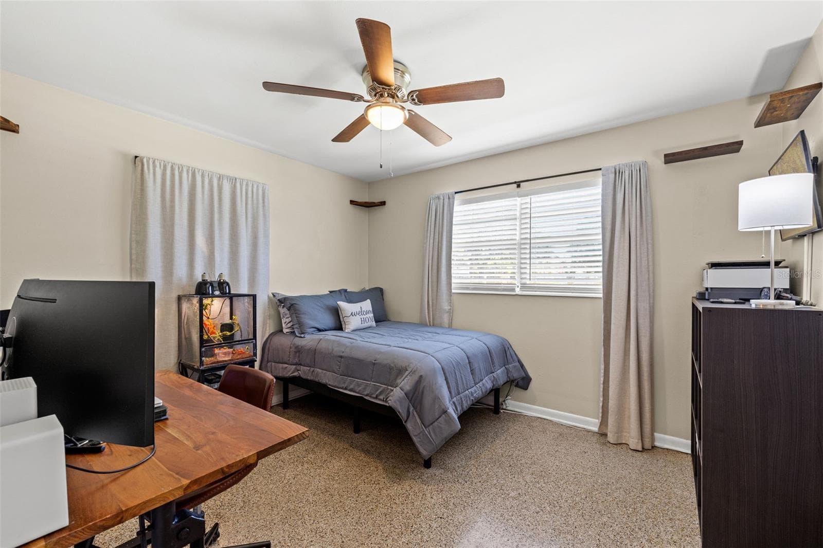 Single Family Residence at 4601 W HAWTHORNE RD, TAMPA, photo 20 of 31