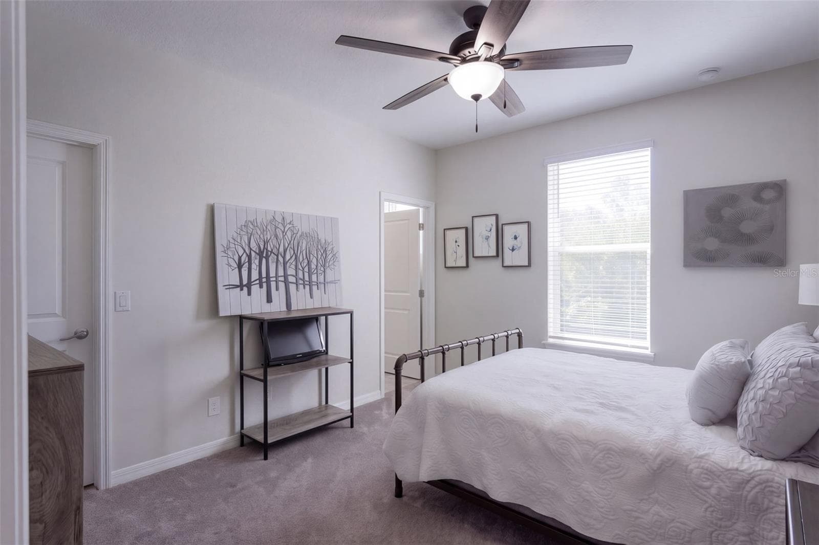 2nd floor bedroom with en-suite bathroom - 4773 RIVERWALK DR, ST CLOUD