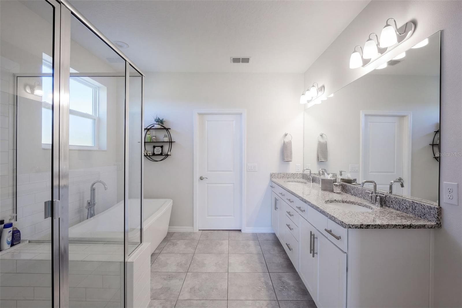 primary bath - 4773 RIVERWALK DR, ST CLOUD