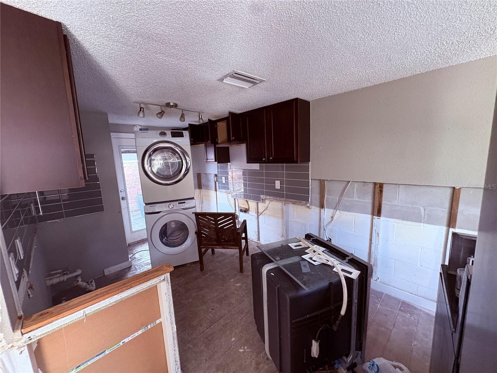 Duplex at 6812 S JUANITA ST, TAMPA, photo 9 of 9
