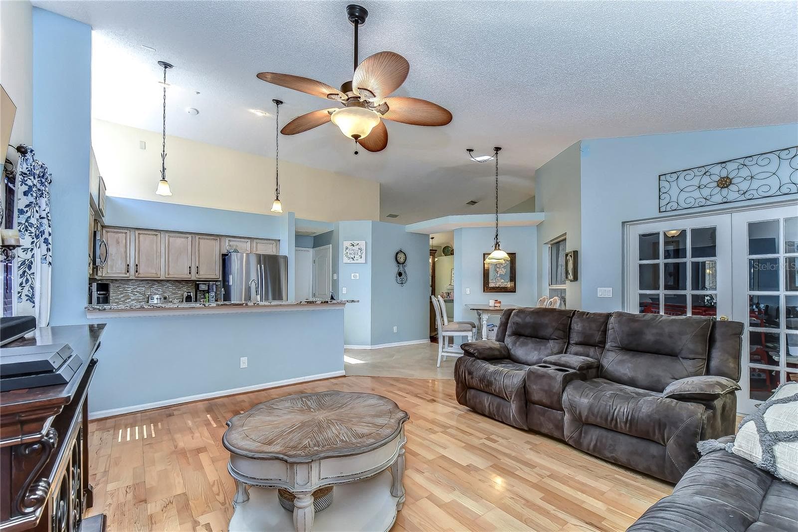 Single Family Residence at 9502 SUNNYOAK DR, RIVERVIEW, photo 19 of 57