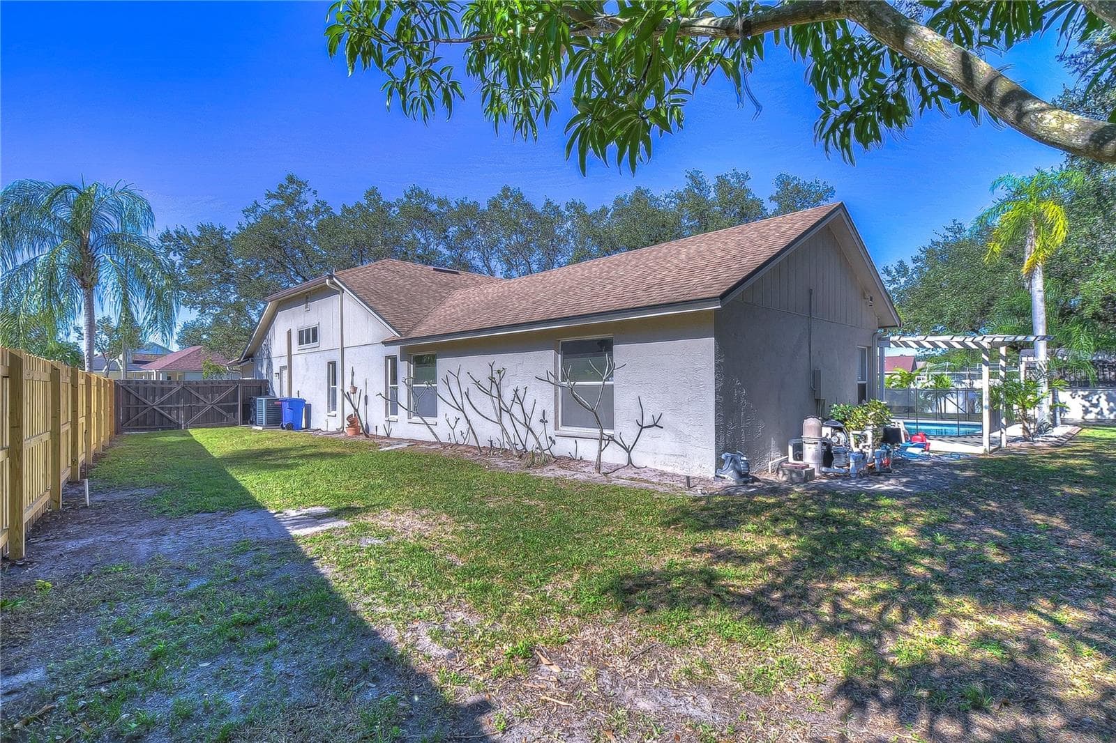 Single Family Residence at 9502 SUNNYOAK DR, RIVERVIEW, photo 56 of 57