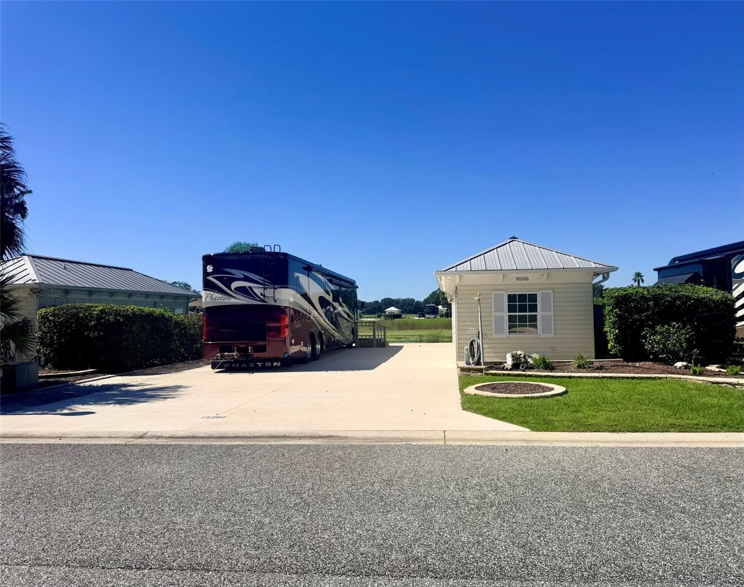 9500 SE 49TH TER