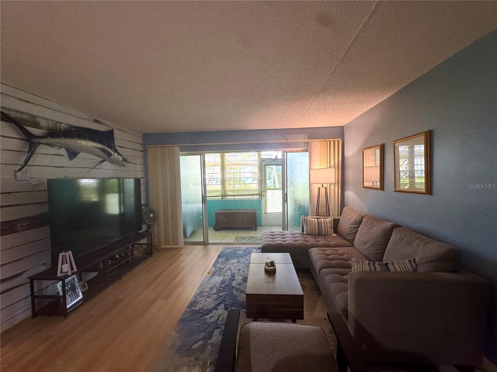 Living room - 2437 HARBOR BLVD #110, PORT CHARLOTTE