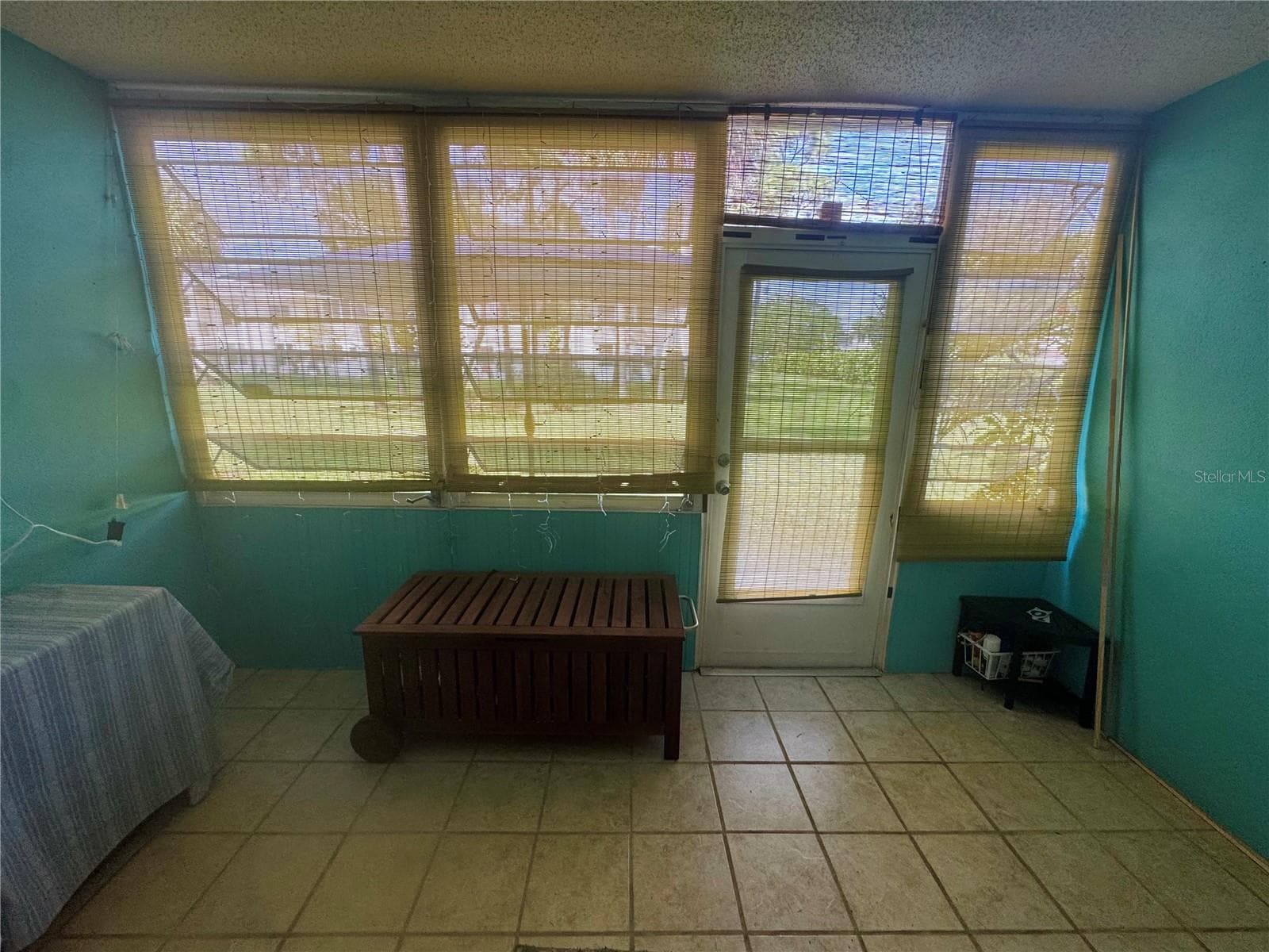 Sunroom / patio - 2437 HARBOR BLVD #110, PORT CHARLOTTE