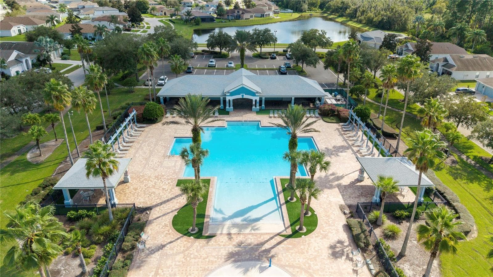 Pool is short walk from home. - 7619 CRESCENT PALM DR, WESLEY CHAPEL