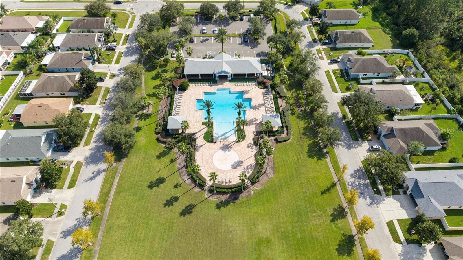 Pool has spashpad! - 7619 CRESCENT PALM DR, WESLEY CHAPEL