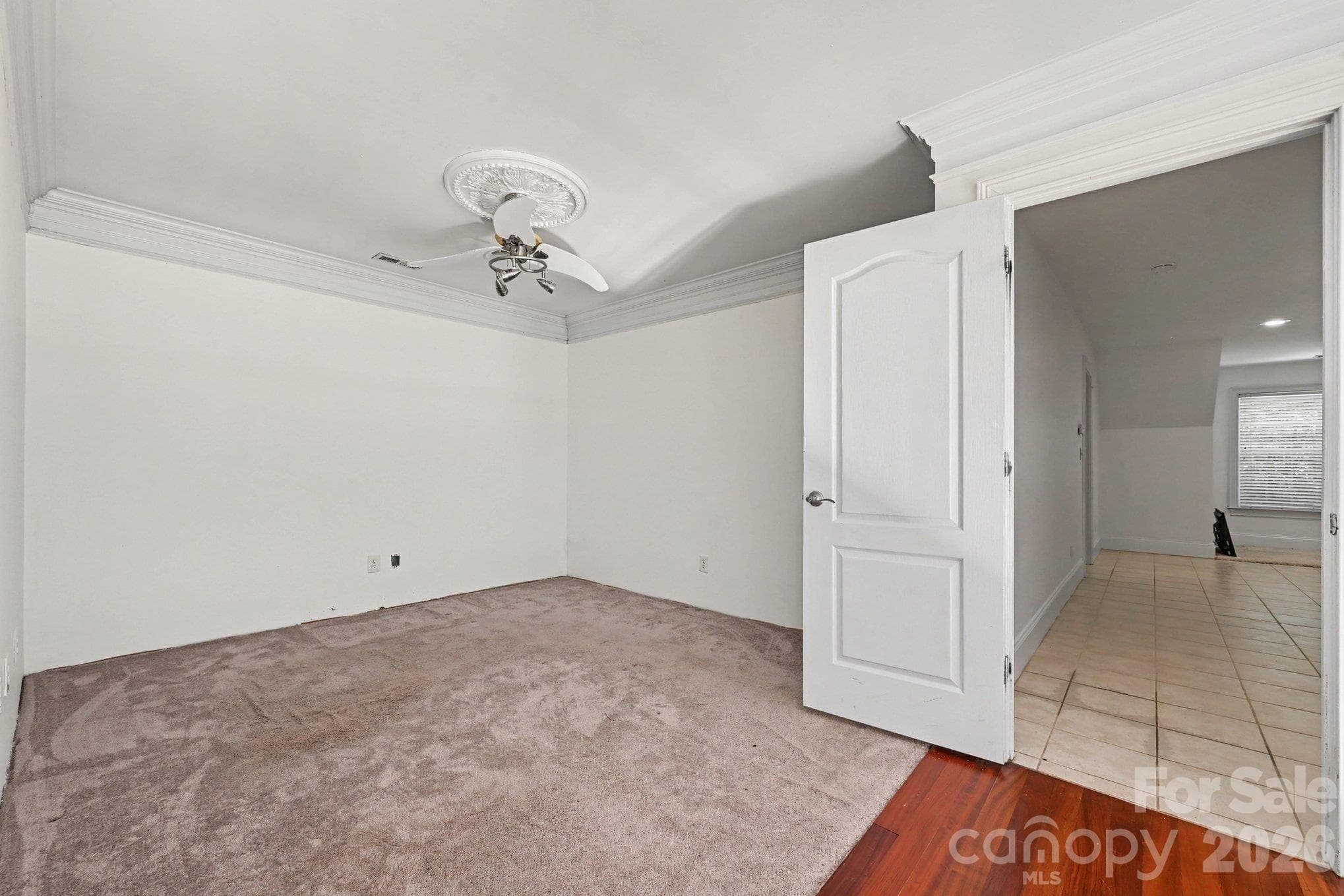 Single Family Residence at 154 Heathrow Lane, Statesville, photo 19 of 25