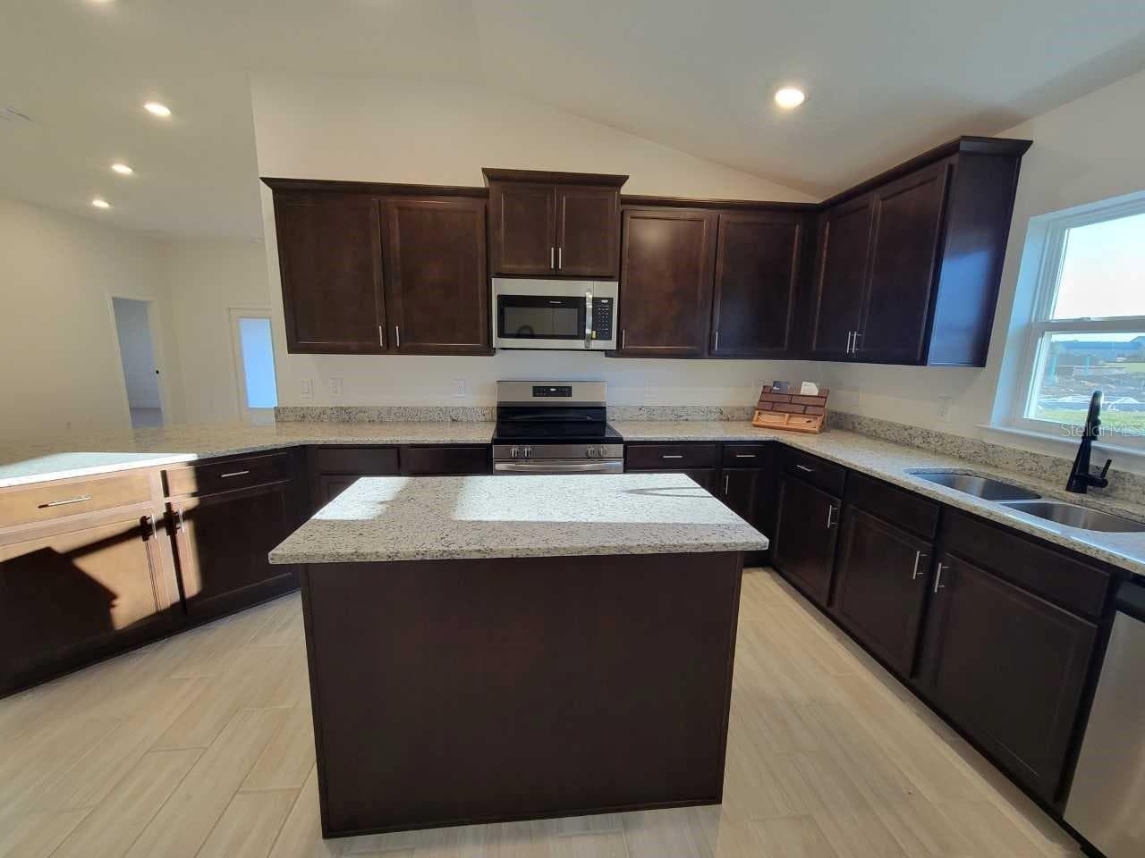 Picture of similar home for illustrative purposes only. Colors and features will vary! - 4532 SW 90TH PL, OCALA
