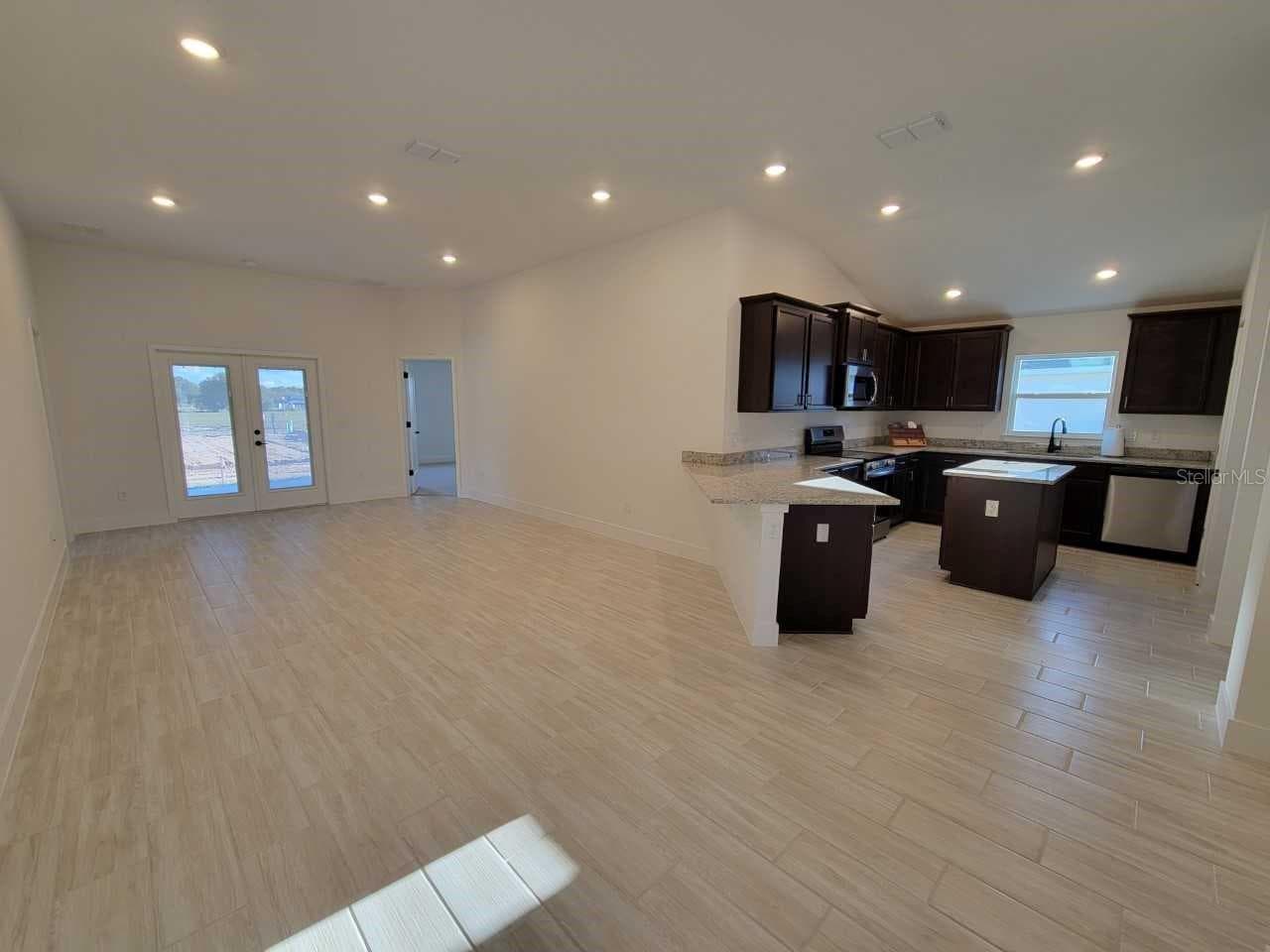 Picture of similar home for illustrative purposes only. Colors and features will vary! - 4532 SW 90TH PL, OCALA