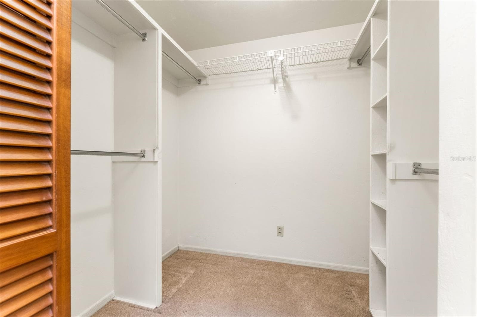 Primary walk in closet - 5804 NW 158TH ST, ALACHUA