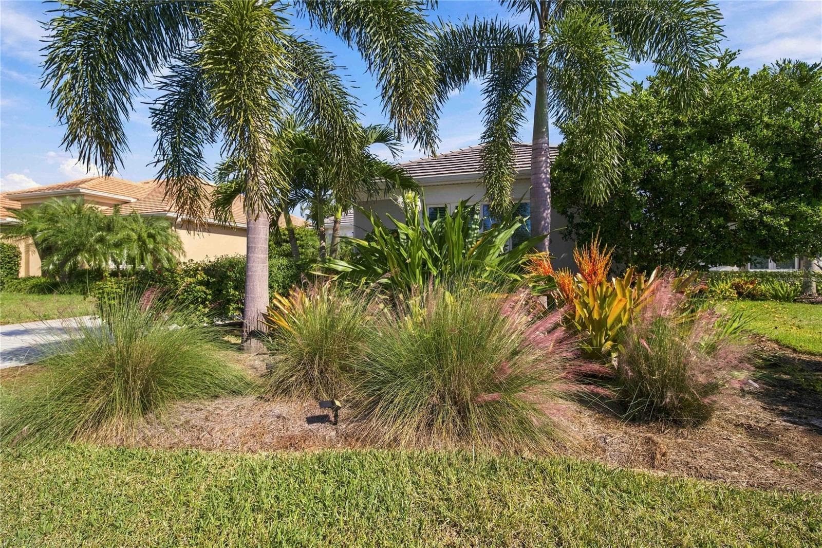 Virtually Staged - 5003 TOBERMORY WAY, BRADENTON