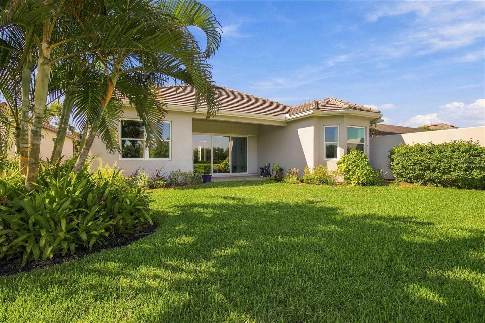 Virtually Staged - 5003 TOBERMORY WAY, BRADENTON