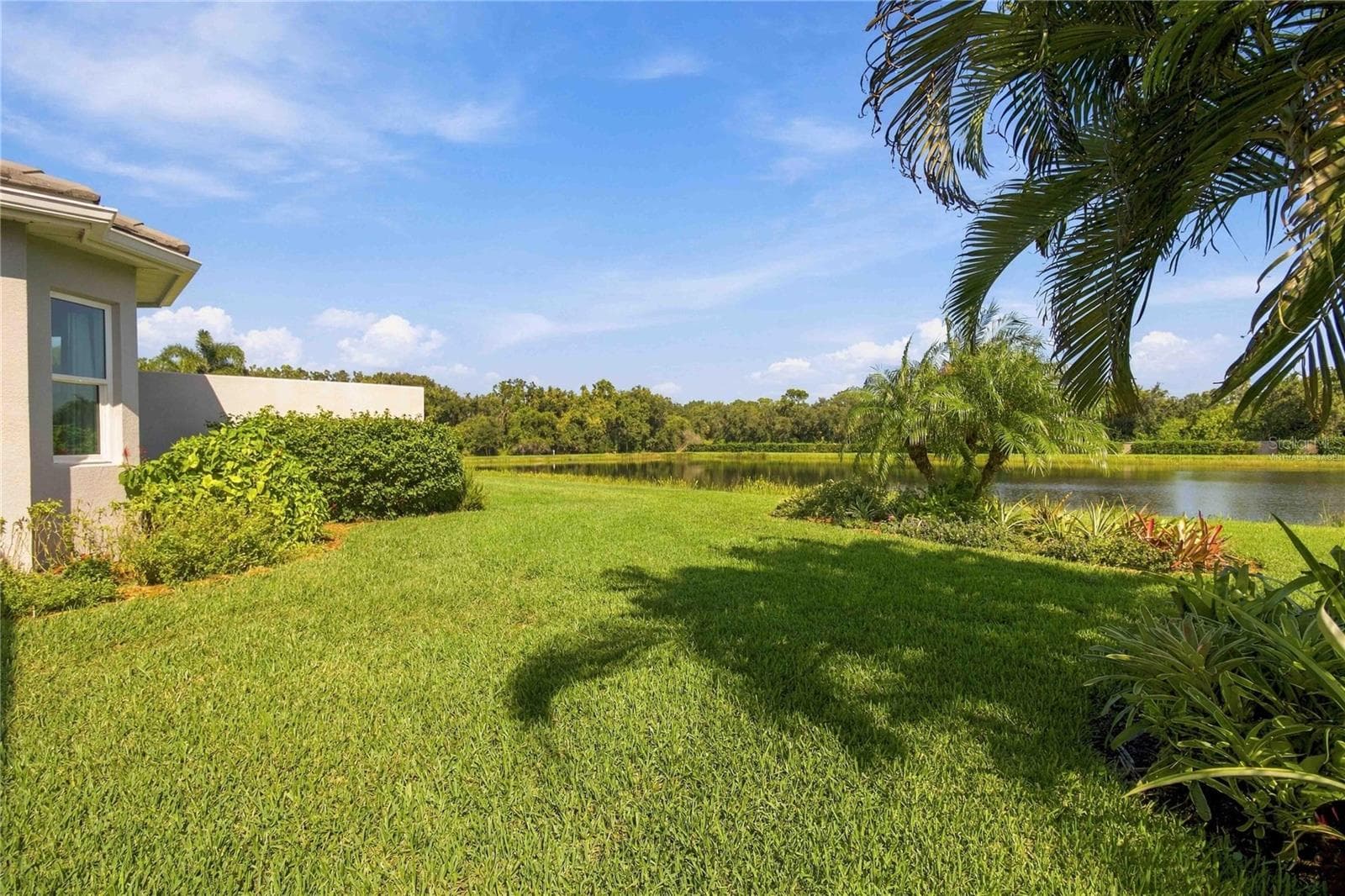 Virtually Staged - 5003 TOBERMORY WAY, BRADENTON