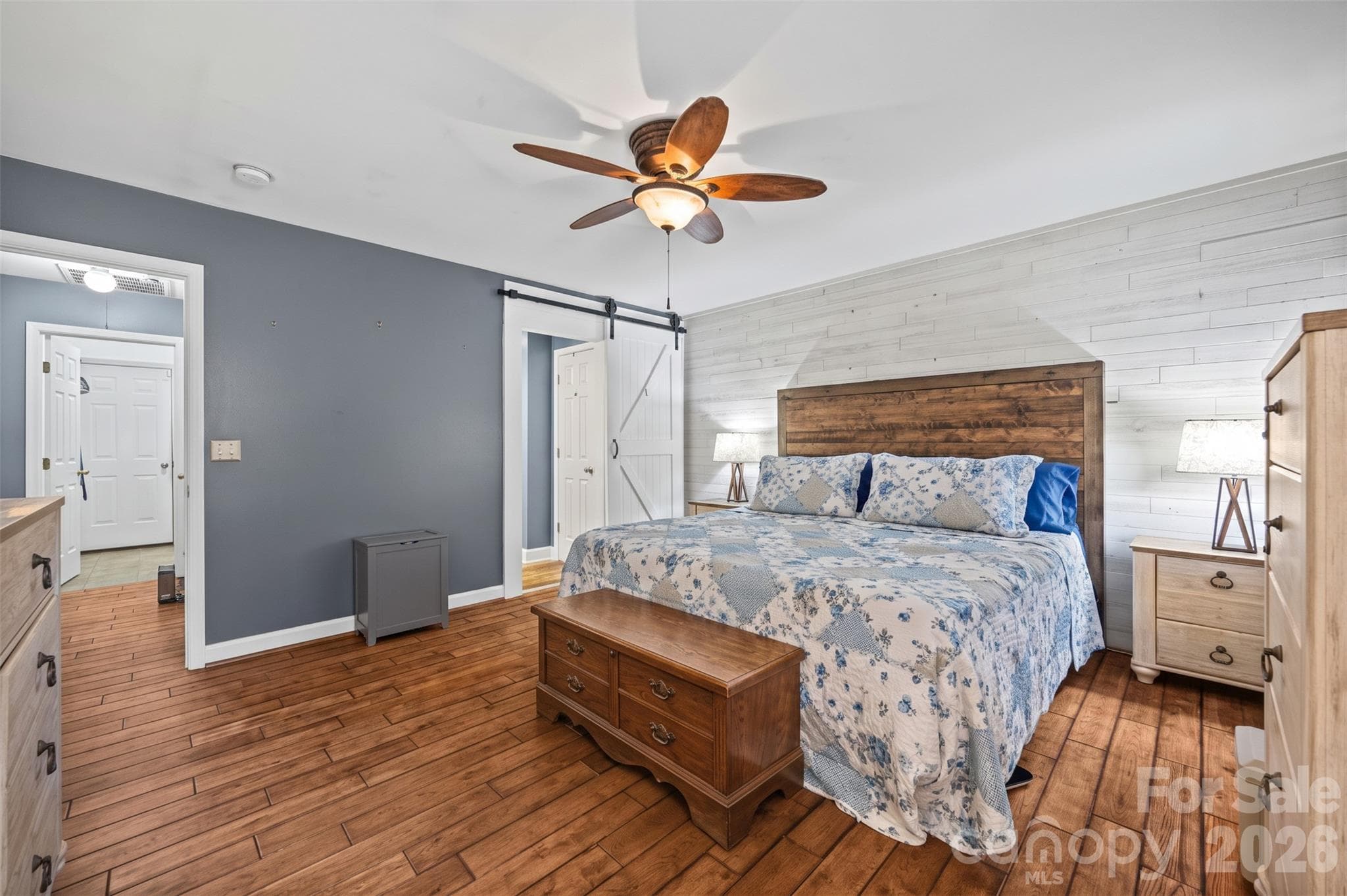 Single Family Residence at 4152 Autumn Cove Drive, Lake Wylie, photo 10 of 31