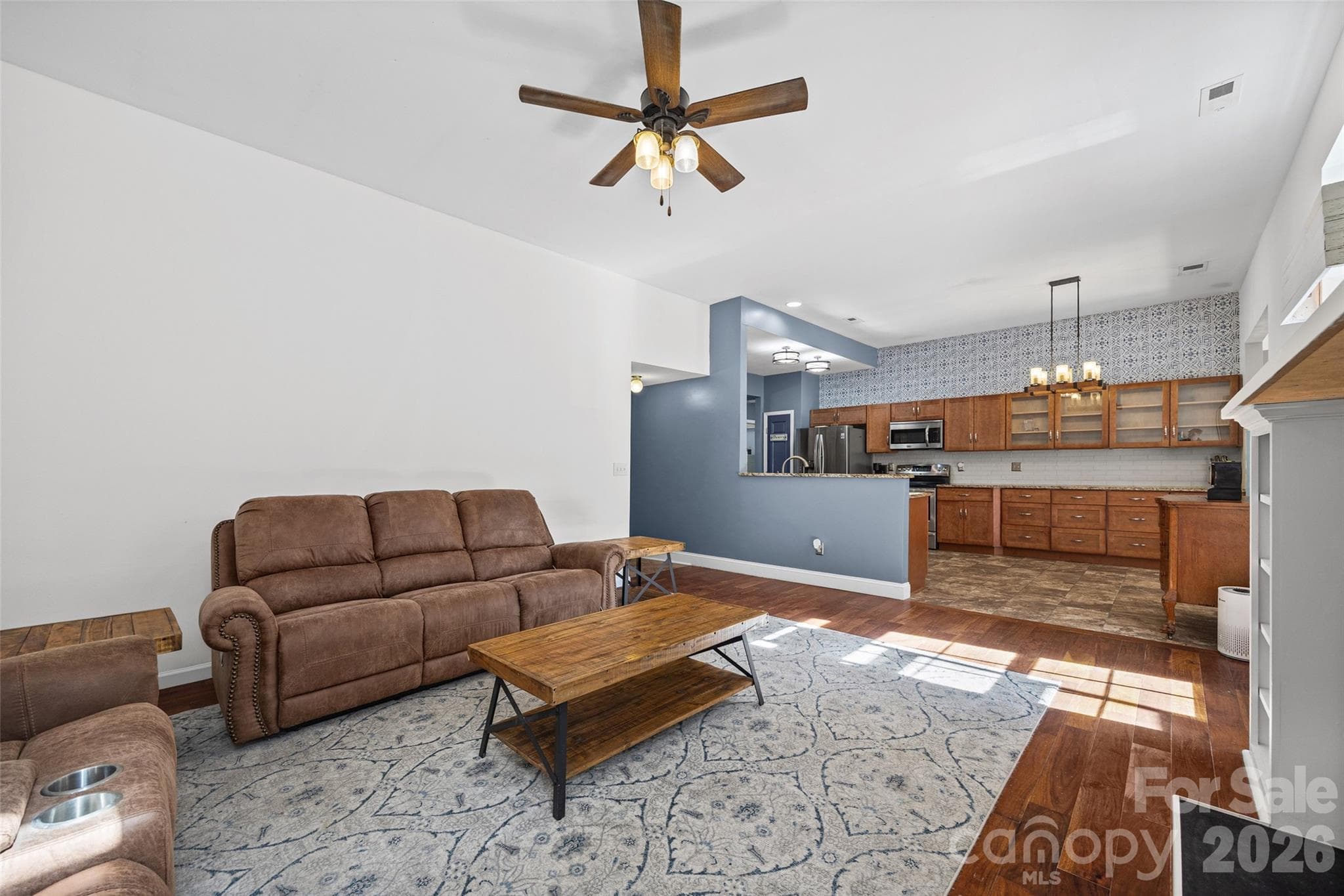Single Family Residence at 4152 Autumn Cove Drive, Lake Wylie, photo 16 of 31